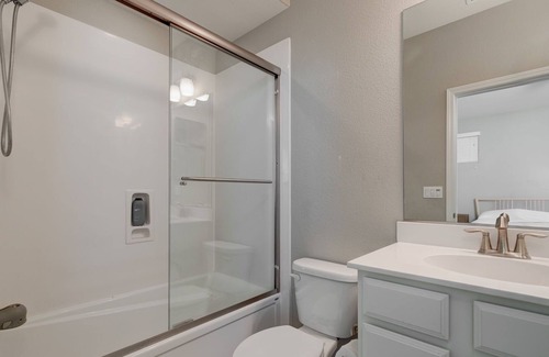 Rocklin House | Fam-friendly | Free Prking | Trails, Parks & more