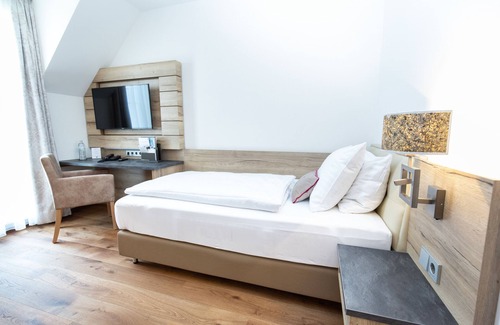 Stockerau Hotel | Familie Hopfeld - Hotel Dreikönigshof