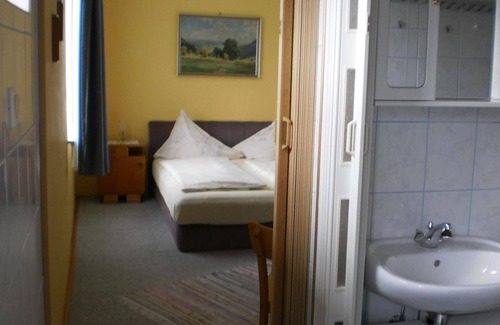 Seeboden Cottage | Familien Zimmer 1A - 2 Zimmer DU. WC. TV, - Pension Maria