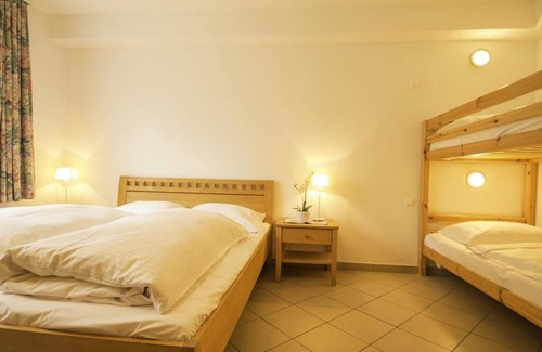 Lofer Bed & Breakfast | Familienappartement mit 1 Schlafzimmer und Terasse - Patricia, Haus