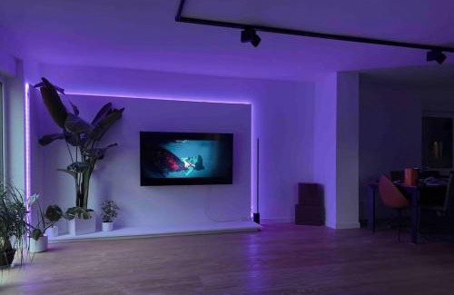 Weststadt Apartment | FamilienParadis Pool Garten Grill Parkplatz Fitness Tischtennis