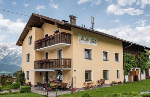 Schwaz Apartment | Familienzimmer - Huaberhof