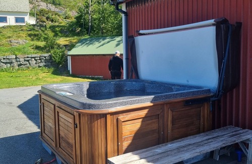 Vagsoy House | Familievennlig Sjøeiendom