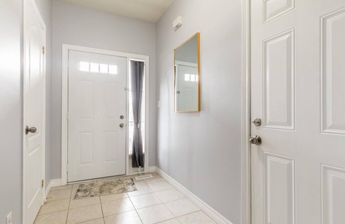 Stoney Creek Villa | Family 3BR 2.5Bath Townhome. Hot Tub, BBQ, Gym