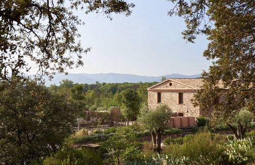 Le Cannet-des-Maures Hotel | Family apartment 4/6 people