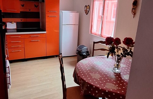 Saint-Philippe Apartment | FAMILY APARTMENT WITH ALL AMENITIES WITHIN WALKING DISTANCE IN THE CITY CENTER