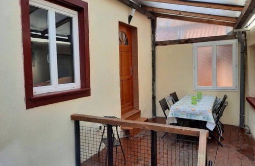 Saint-Philippe Apartment | FAMILY APARTMENT WITH ALL AMENITIES WITHIN WALKING DISTANCE IN THE CITY CENTER