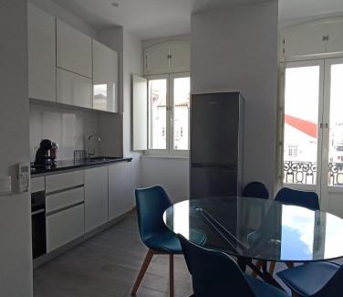 Coimbra Apartment | FAMILY APARTAMENT I