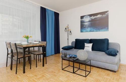 Gorce Apartment | Family Apartment Bogatyńska Bemowo by Noclegi Renters