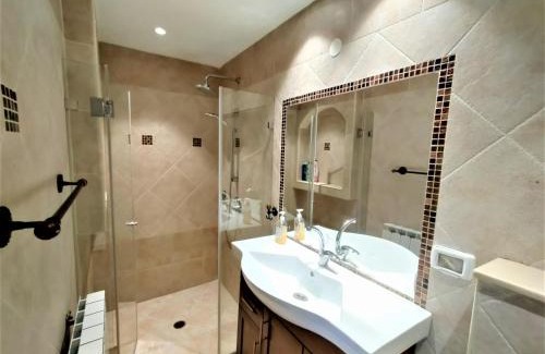 Musrara Apartment | Family Apartment near Old City