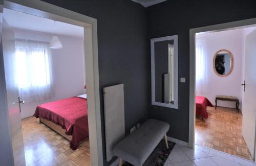 Mali Maj Apartment | Family Apartment Vinja - privat garden - whirlpool