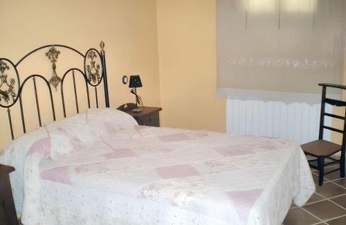 Hueva Apartment | Family Apartment with Mountain View in Hueva