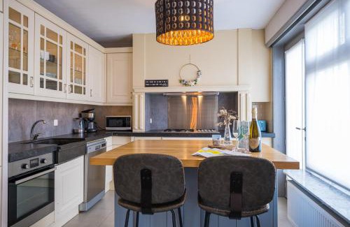 Gistel Apartment | Family Appartement 'MarieO' with Game Room and outdoor facilities