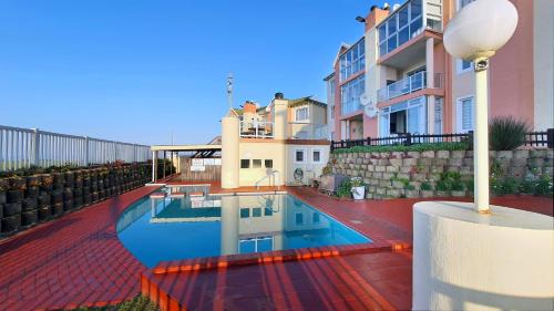 Aston Bay Apartment | Family Beach Escape: fully-equipped 6 sleeper apartment