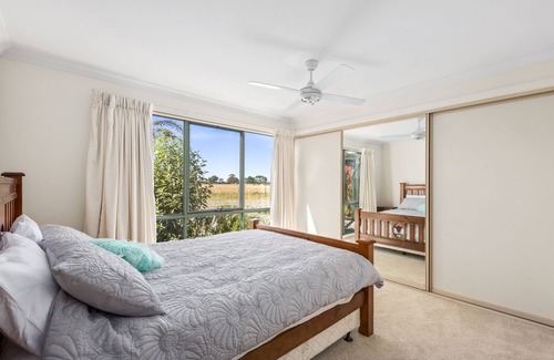 Indented Head House | Family beachside retreat-Located a short stroll (30 seconds) from the beach