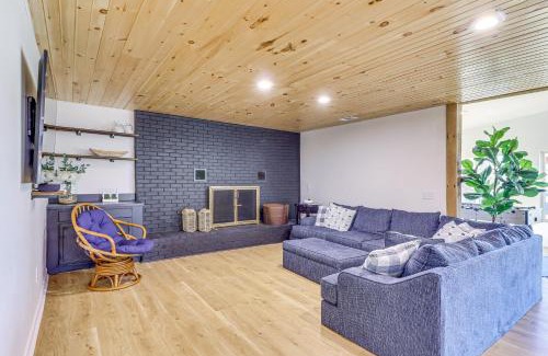 Summit Station House | Family Buckeye Lake Retreat Game Room and Fire Pit!