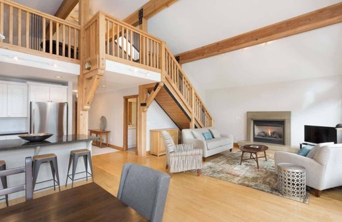 Nicklaus North House | Family Chalet, Golf Course, Hot Tub, BBQ, Garden