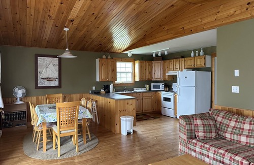 Wood Islands Cottage | Family cottage in PEI steps from beautiful beach! Pet-Friendly