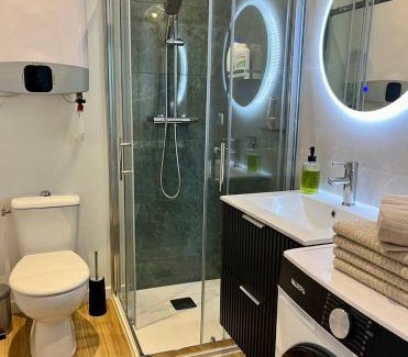 Meaux Apartment | Family & Disneyland - Paris
