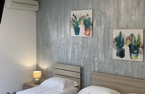 Sabaudia Bed & Breakfast | Family Double Room GIOEMA