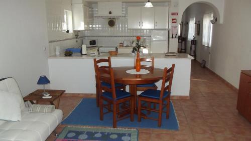 Olhao Apartment | Family Floripes House