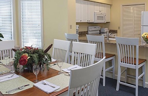 Shipyard Plantation Villa | Family-Friendly Southern Vacation Villa Near the Beach, Restaurants and Golf