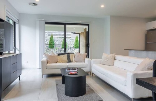 Moncrieff House | Family friendly 3 bedroom house in Canberra!!