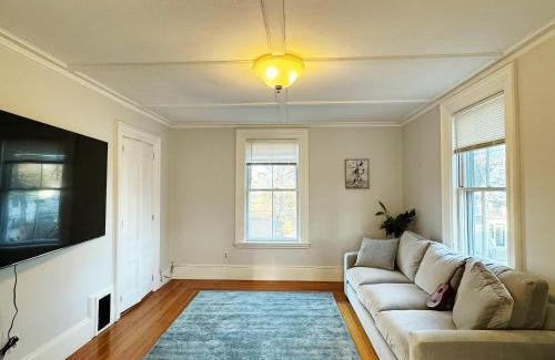 Newton Apartment | Family friendly 3bedroom 1bathroom