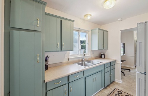 Westland House | Family Friendly 4 Beds/Sleeps 6 In Peaceful Westland