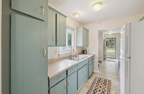 Westland House | Family Friendly 4 Beds/Sleeps 6 In Peaceful Westland