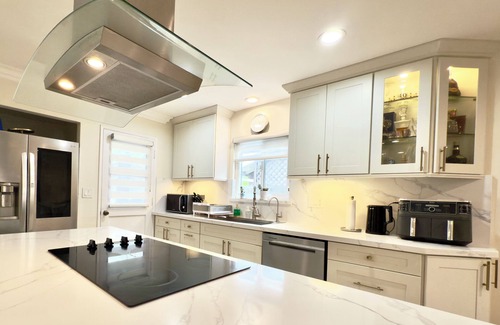 Westminster House | Family-Friendly 4BR House – Near Disney, Lil Saigon, Knott’s & South Coast Plaza