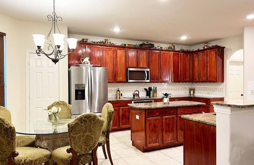 Allen House | Family Friendly 5-Bedroom w/Hot Tub and Game Room