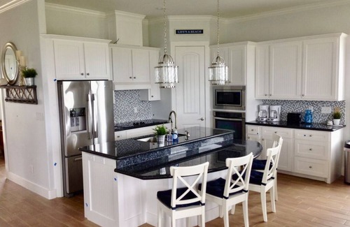 Beachside Village House | Family Friendly 5 BR/4BA Galveston Beachside Vacation Home - Sleeps 14