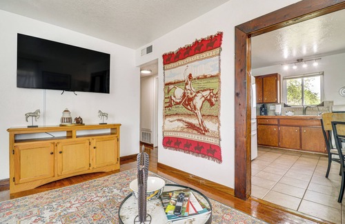 South Valley House | Family-Friendly Albuquerque Home Near Rio Grande!