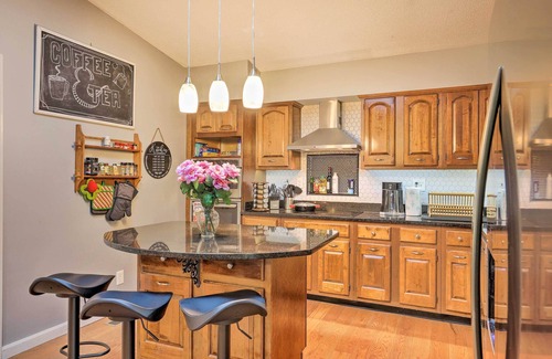 Brookville House | Family-Friendly Brookville Home w/Hot Tub!