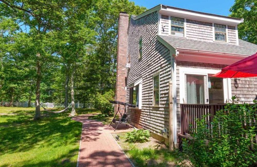 Centerville House | Family-Friendly Cape Cod Escape