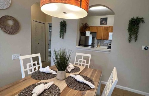 Windsor Hills Apartment | Family-Friendly Disney Retreat: Bunk Beds, Waterpark & Pool - Perfect Vacation Home Near Disney World!