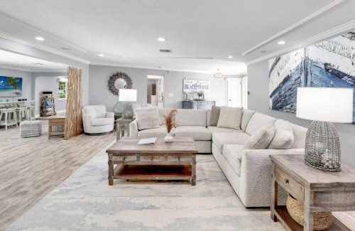 McGregor House | Family Friendly Fort Myers Vacation Rental with Pool