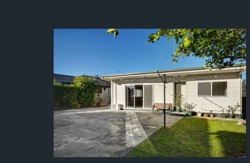 Belmont House | Family friendly Four Bedroom house in Belmont