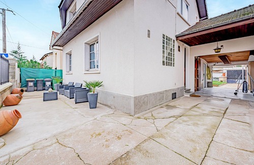 Juvisy-sur-Orge House | Family-friendly vacation home in the southern suburbs of Paris.