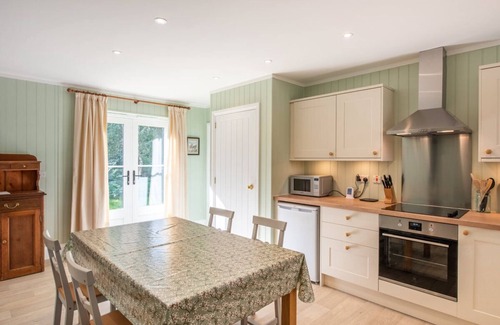 Fort Augustus Cottage | Family-friendly brand new cottage situated next to the golf course