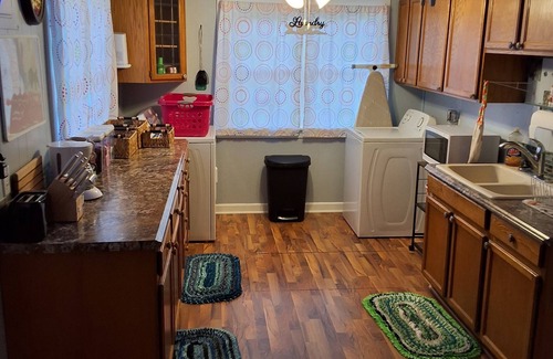 Benkelman Cottage | Family Friendly get away, great place to relax in the corner of three states