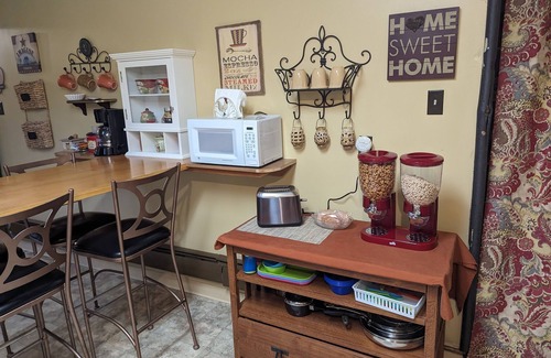 East Helena Apartment | Family Friendly Grama House
