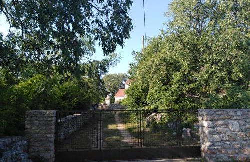 Drnis House | Family friendly holiday home "Ana"