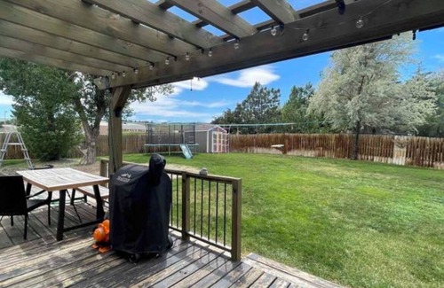 Thermopolis House | Family-Friendly Home Near Yellowstone w/Yard, BBQ & Outdoor Adventures