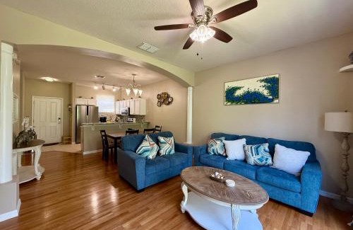 Windwood Bay House | Family-Friendly Home Near Disney!