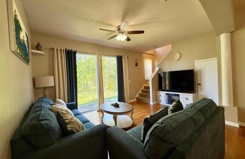 Windwood Bay House | Family-Friendly Home Near Disney!