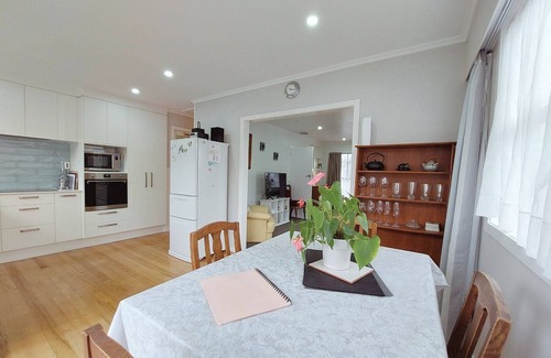 Hamilton House | Family-Friendly Home close to Waikato Hospital
