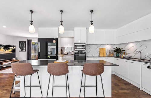 Buderim House | Family-Friendly Home with Private Pool and BBQ