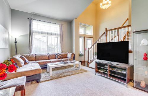 Silver Lake House | Family-Friendly Home with Patio and Garden in Everett!